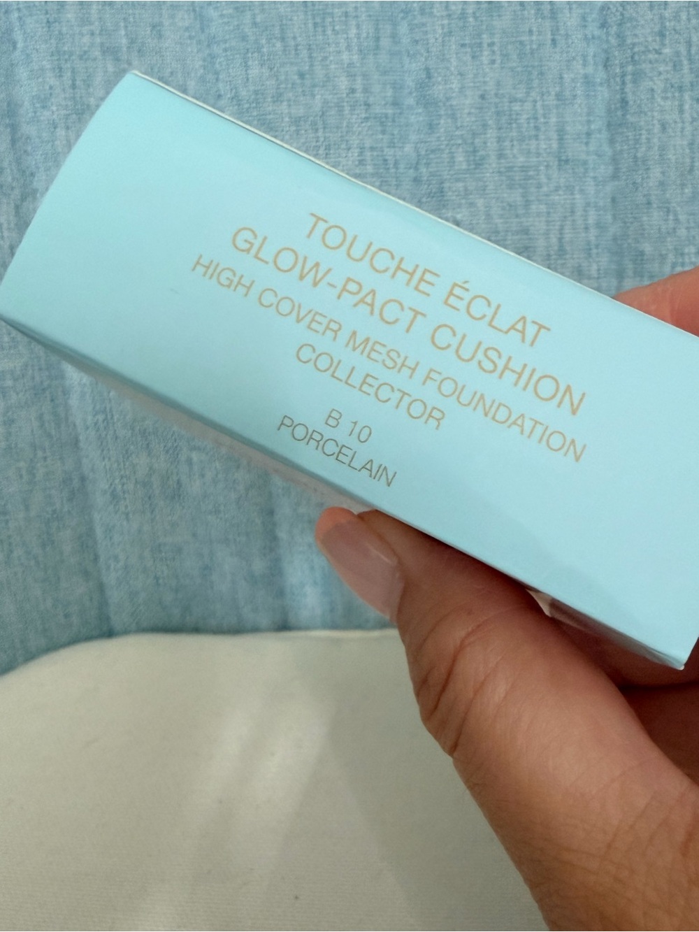 YVES SAINT LAURENT Touche Eclat Glow-Pact Cushion 12g [LOVE Collection 2025] B10 - Picture 9 of 13